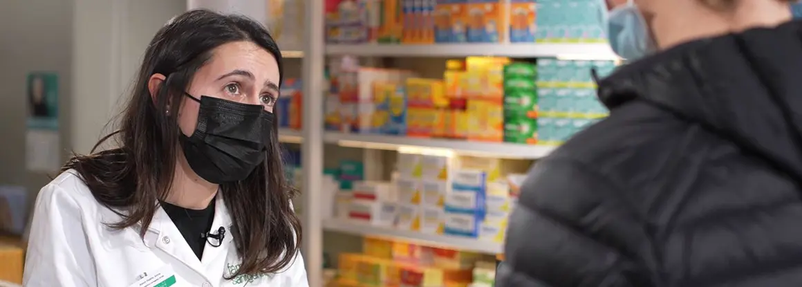 Ágora Sanitaria impulsa un curso que proporciona a los farmacéuticos/as los conocimientos y guías necesarios para atender consultas sobre síntomas menores