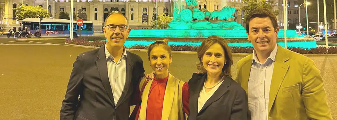 Madrid se ilumina de verde para celebrar el ‘Día Mundial del Farmacéutico’