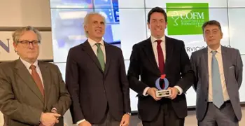 El COFM recibe el premio “A Tu Salud” por su contribución a la salud pública durante la pandemia