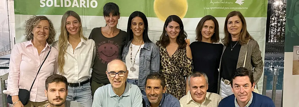 El II Torneo Solidario de Pádel COFM recauda 4.600 euros para ayudar a personas sin hogar y paliar la pobreza farmacéutica