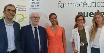 Elena Mantilla: 'La pandemia marca el camino de la nueva Ley de Farmacia'