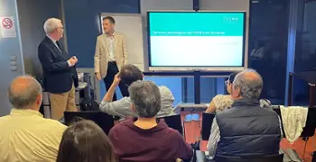 Políticos y representantes del sector farmacéutico argentino visitan el COFM para conocer el modelo de farmacia