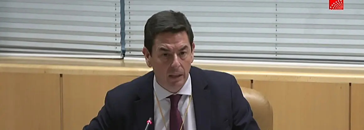 Martínez del Peral apela al consenso para aprobar una ley de farmacia útil para los ciudadanos y el sistema de salud