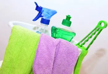 Prevención de riesgos químicos y físicos en el hogar