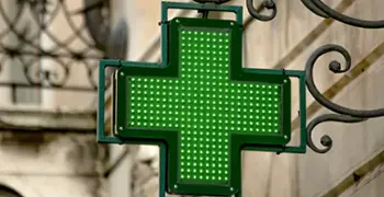 Los farmacéuticos se suman a la campaña de sensibilización “¿Vas a hacer algo?” contra la violencia de género