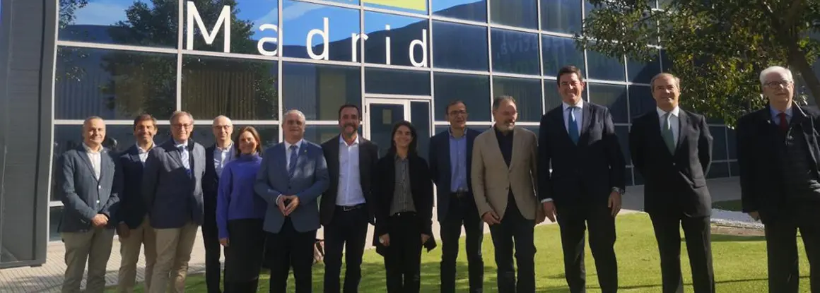 El Colegio Oficial de Farmacéuticos de Madrid visita las instalaciones de Bidafarma