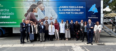 La campaña '#Aquíhayunfarmacéutico… en marcha' acerca los servicios profesionales a los vecinos de Pozuelo de Alarcón