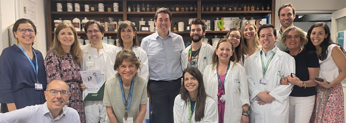 El COFM y farmacéuticos del Gregorio Marañón analizan la realidad profesional
