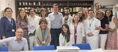 El COFM y farmacéuticos del Gregorio Marañón analizan la realidad profesional