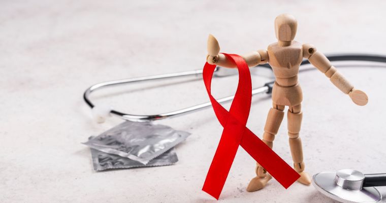 Cómo prevenir y tratar infecciones de transmisión sexual (ITS)