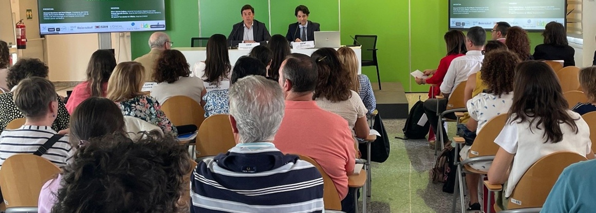 La mejor formación farmacéutica para atender las principales necesidades sanitarias y sociales