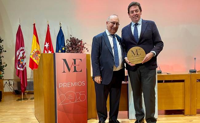 El COFM, galardonado en los Premios NME 2025 por ‘#Aquíhayunfarmacéutico… en marcha’ en la categoría de ‘Mejor campaña de divulgación sociosanitaria’