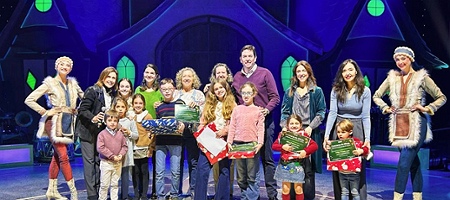 La magia de ‘Circlassica’ acoge la entrega de los Premios del Concurso de Tarjetas de Navidad 2025