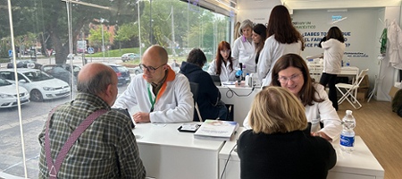 Los farmacéuticos detectan y previenen problemas de la salud no controlados en pacientes crónicos y polimedicados