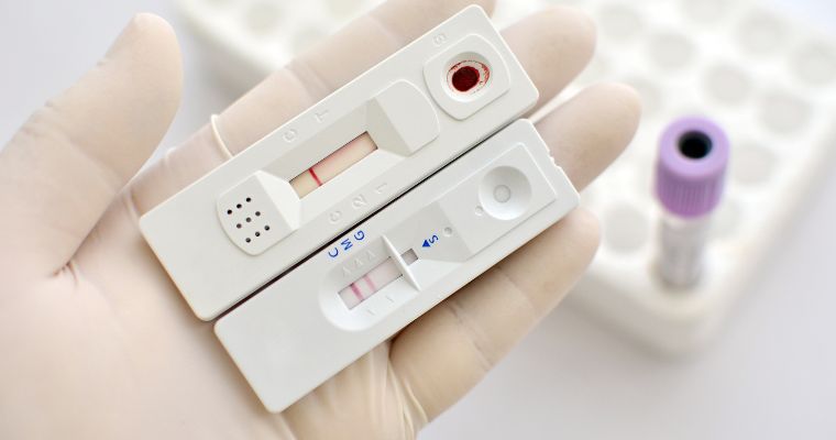 El auge de los test rápidos en farmacia: una herramienta clave en la atención sanitaria actual