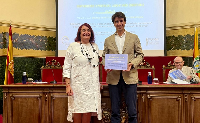  La AEV reconoce el proyecto ‘InmunízaT’ como iniciativa innovadora para promover la vacunación en población vulnerable