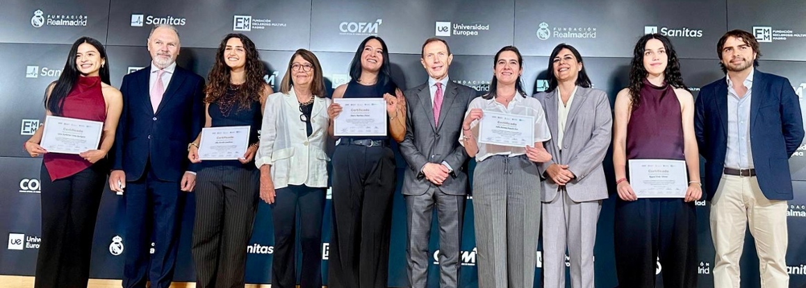 El COFM colabora con el programa de fisioterapia para personas con esclerosis múltiple junto a otras instituciones