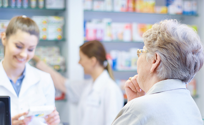 La farmacia comunitaria refuerza su posición como punto de atención sanitaria más numeroso y cercano al paciente