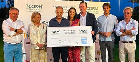 El VIII Torneo de Golf Solidario del COFM logra reunir 8.440 euros en favor de la salud mental